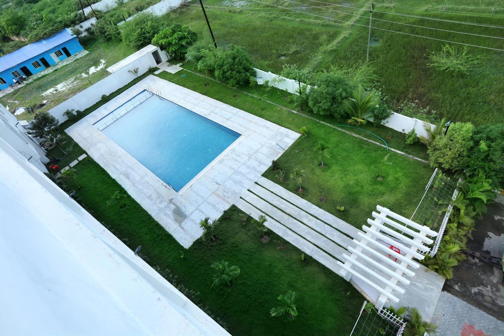 Hotel Queens Inn Velankanni Exterior photo