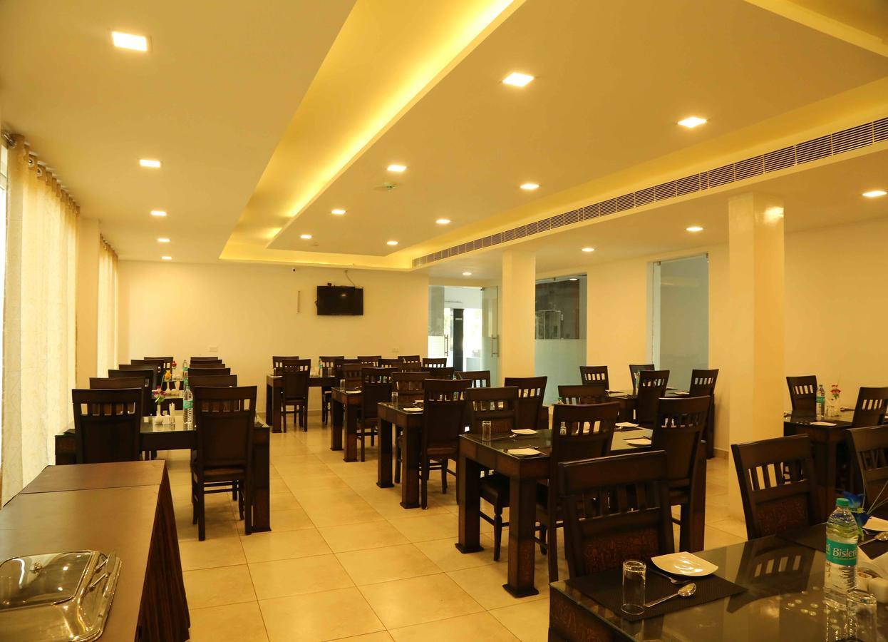 Hotel Queens Inn Velankanni Exterior photo