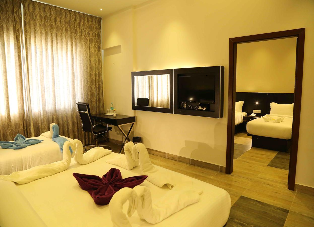 Hotel Queens Inn Velankanni Exterior photo